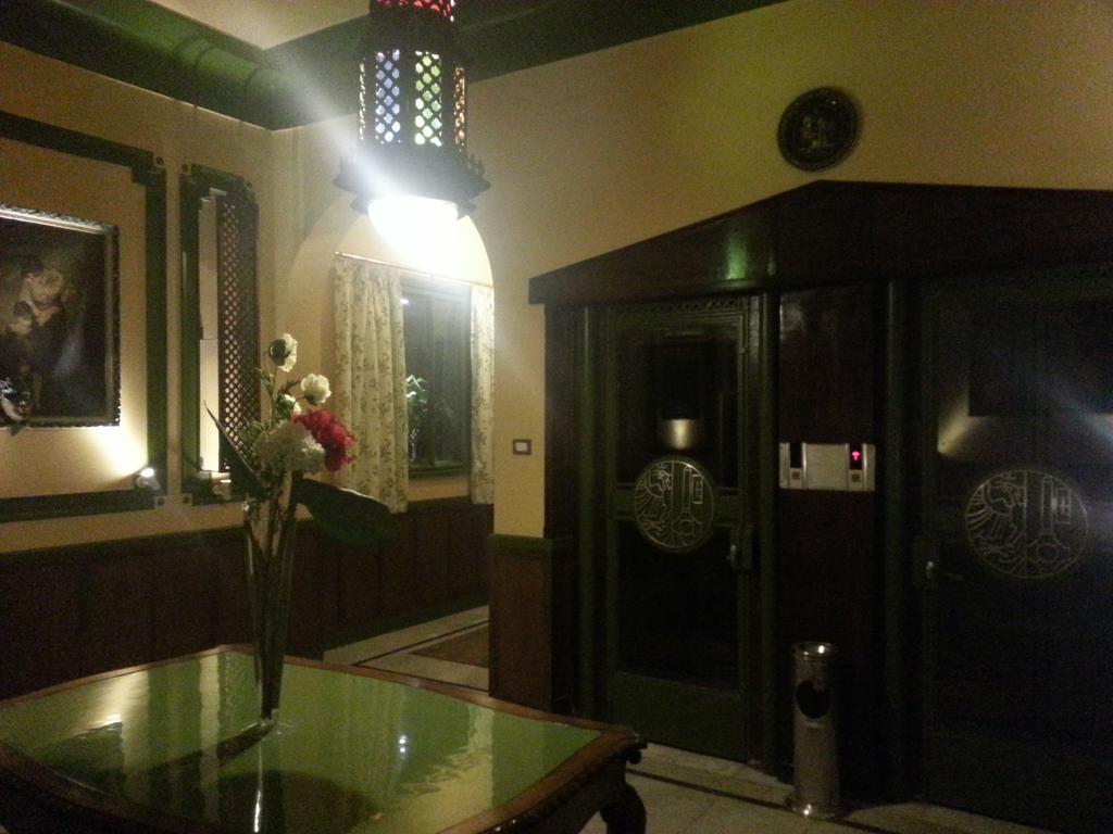 Hotel Carlton Downtown El Cairo Exterior foto