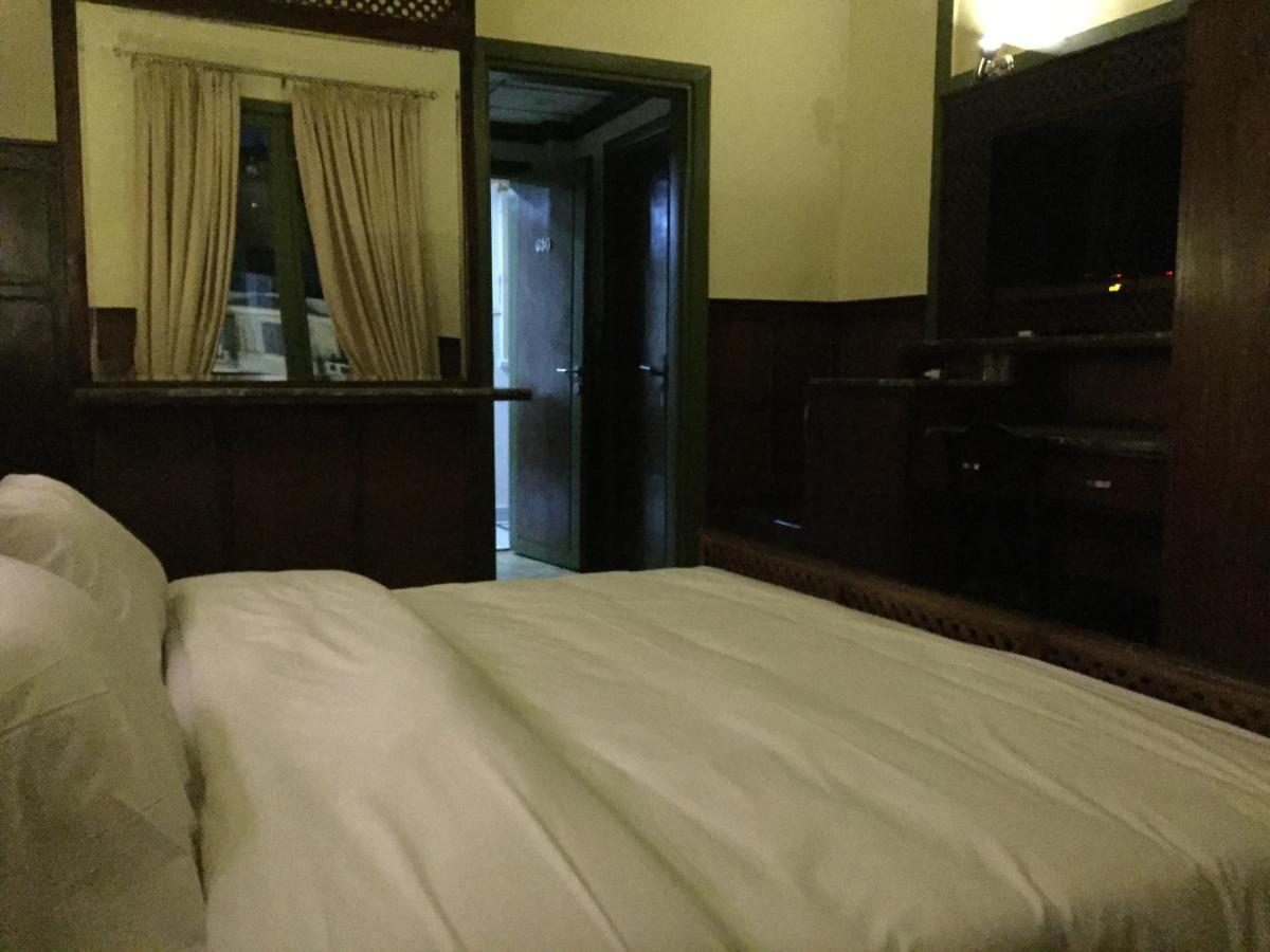 Hotel Carlton Downtown El Cairo Exterior foto